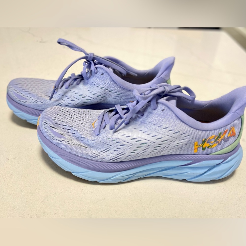 Hoka Clifton 8